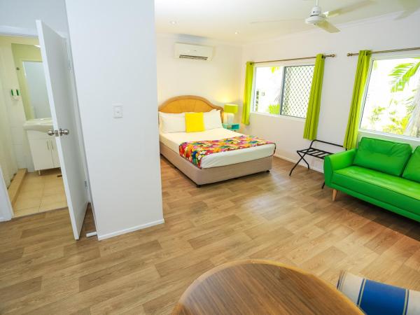 Port Douglas Motel : photo 4 de la chambre chambre lit queen-size