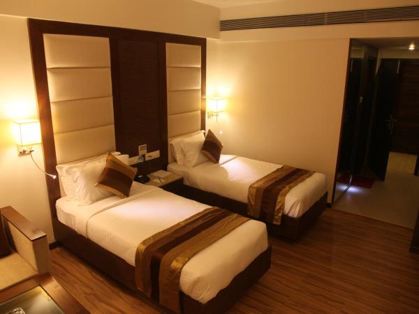 Le Grande Residency -Unmarried Couples are not Allowed : photo 1 de la chambre chambre deluxe double ou lits jumeaux
