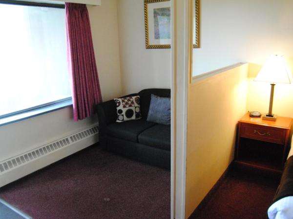 Economy Inn : photo 3 de la chambre suite lit queen-size – non-fumeurs