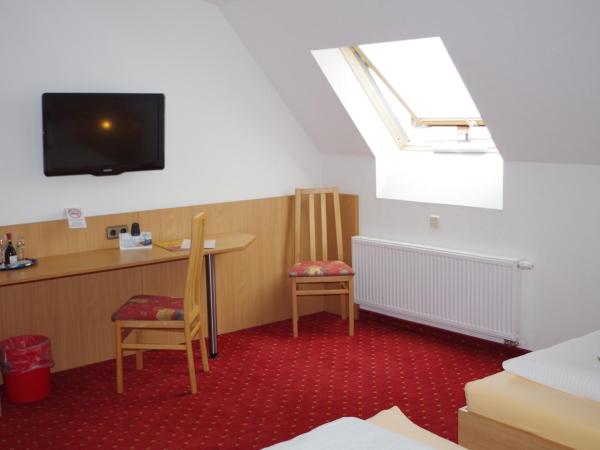 Hotel Zum Abschlepphof : photo 2 de la chambre chambre lits jumeaux standard