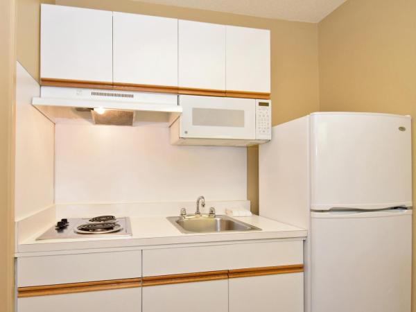 Extended Stay America Select Suites - Jacksonville - Southside - St Johns Towne Ctr : photo 9 de la chambre studio lit queen-size - non-fumeurs