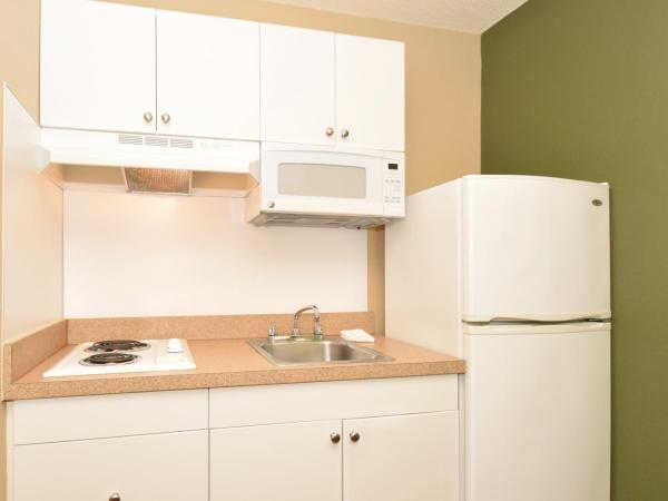 Extended Stay America Select Suites - Jacksonville - Southside - St Johns Towne Ctr : photo 10 de la chambre studio de luxe avec 1 lit king-size - non-fumeurs