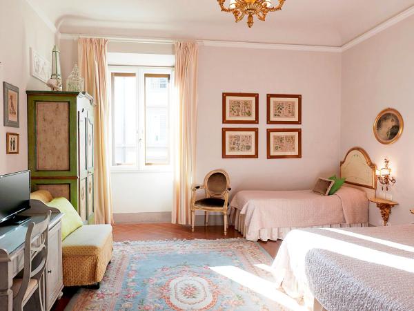 Relais Cavalcanti Guest House : photo 7 de la chambre chambre triple avec vue