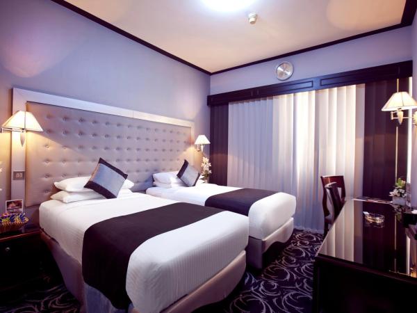 Broadway Hotel : photo 1 de la chambre chambre lits jumeaux