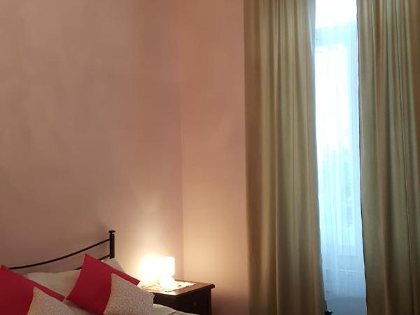 Royal Suite : photo 3 de la chambre studio avec vue sur jardin