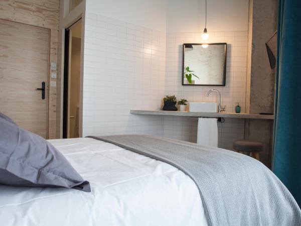 Talo Urban Rooms : photo 4 de la chambre chambre double avec terrasse