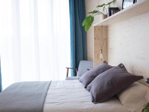 Talo Urban Rooms : photo 3 de la chambre chambre double avec terrasse