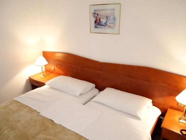 Hotel Adria : photo 3 de la chambre chambre double standard