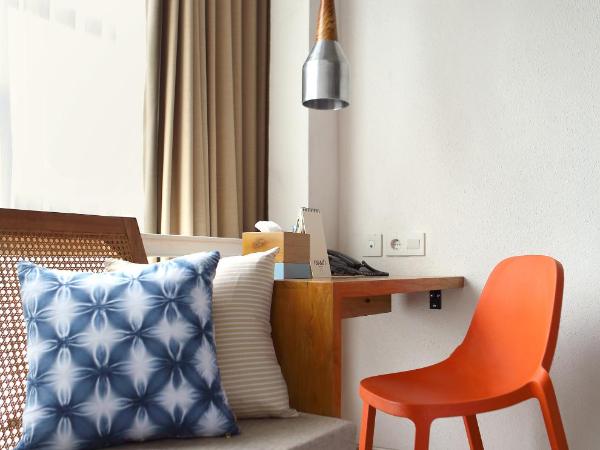 YATS Colony : photo 3 de la chambre chambre double ou lits jumeaux - vue sur piscine