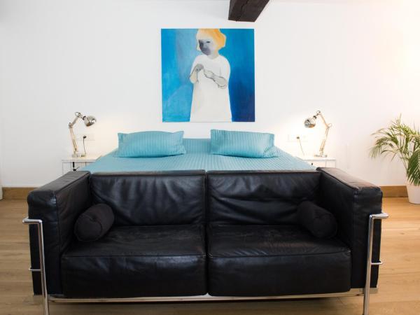Galerie Hotel Dis : photo 3 de la chambre chambre confort deluxe avec baignoire et douche