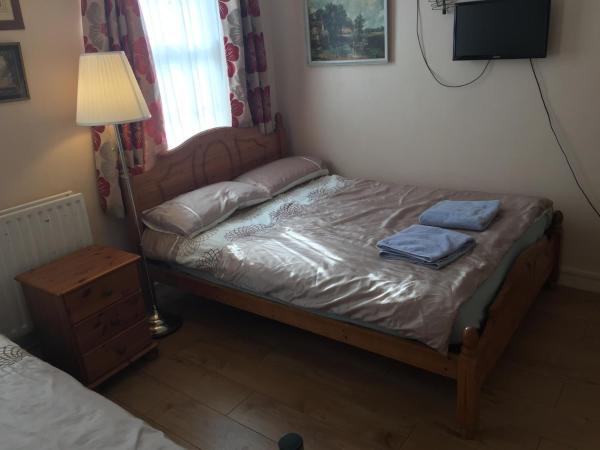 Central Greenwich guest rooms : photo 10 de la chambre chambre familiale