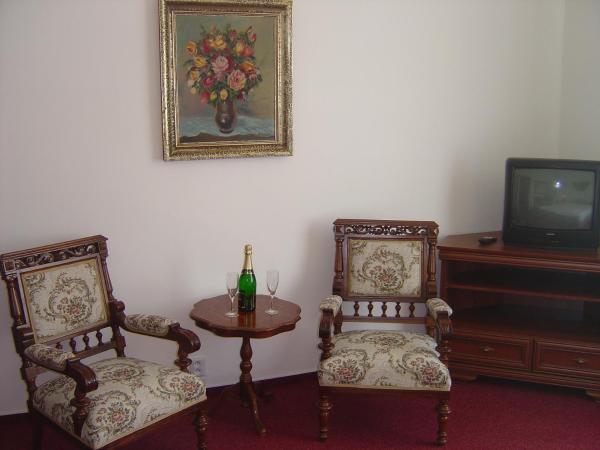 Hotel Excellent : photo 9 de la chambre chambre double ou lits jumeaux confort