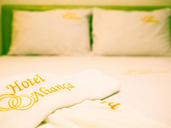 Hotel Aliança : photo 2 de la chambre chambre deluxe