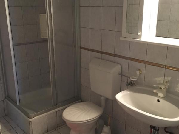 Villa Elena : photo 3 de la chambre chambre double - vue sur montagne