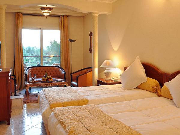 Zalagh Parc Palace : photo 1 de la chambre chambre triple