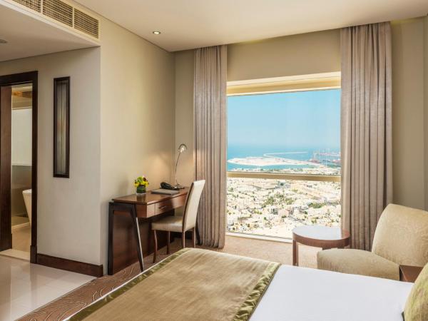 The Tower Plaza Hotel Dubai : photo 1 de la chambre chambre lit king-size supérieure