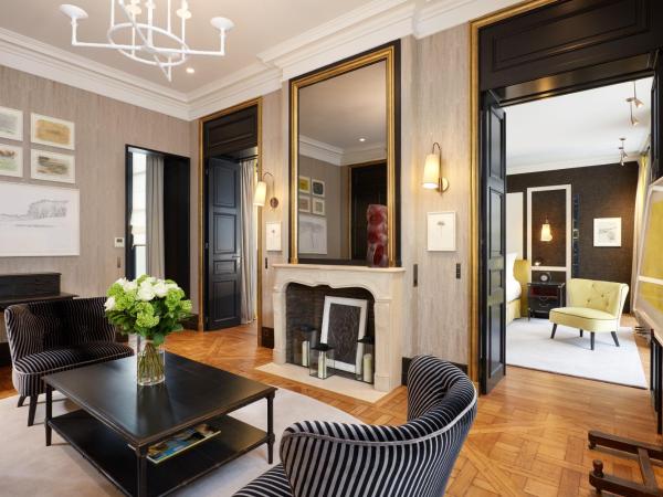 Le Pavillon de la Reine & Spa, Place des Vosges : photo 3 de la chambre suite impériale