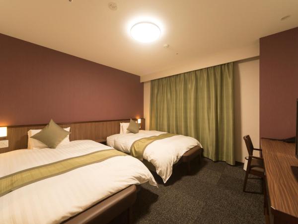 Myoujin-no-Yu Dormy Inn Premium Kanda : photo 2 de la chambre chambre lits jumeaux - non-fumeurs