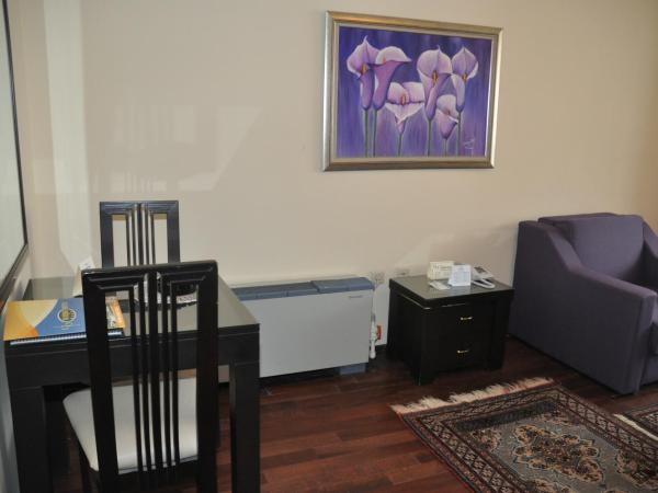 Ulasan Hotel Caravan Camping : photo 2 de la chambre suite - vue sur jardin