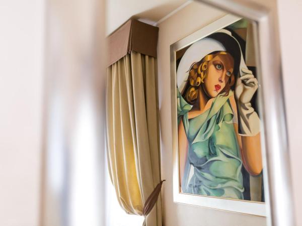 Hotel Liassidi Palace : photo 5 de la chambre chambre deluxe double ou lits jumeaux