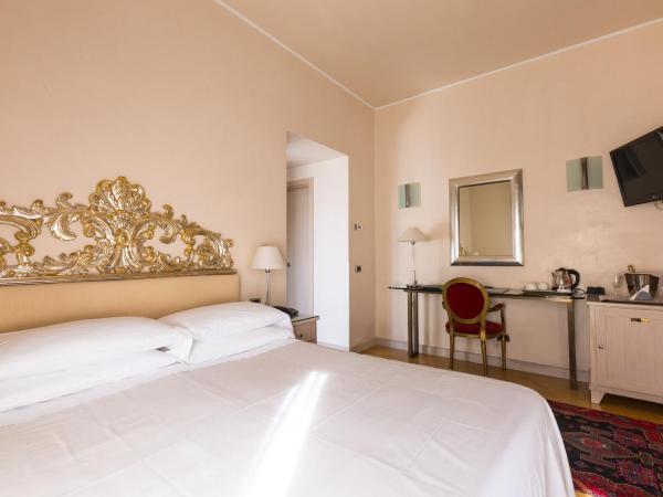 Hotel Liassidi Palace : photo 9 de la chambre chambre deluxe double ou lits jumeaux