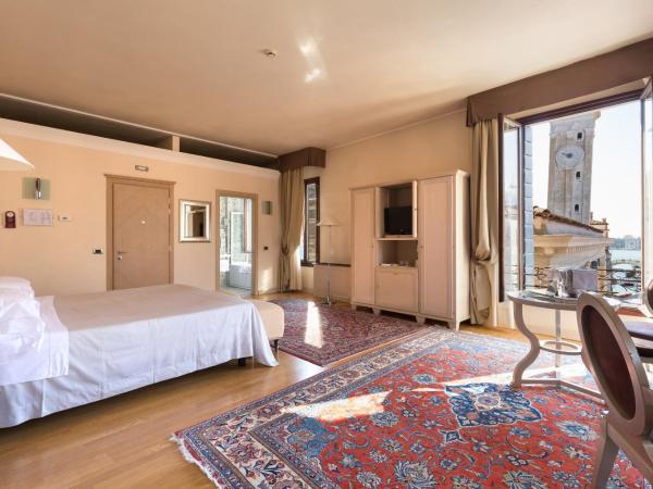 Hotel Liassidi Palace : photo 5 de la chambre suite exécutive - vue sur canal (4 adultes)