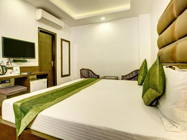 Treebo C T International : photo 3 de la chambre chambre double ou lits jumeaux standard