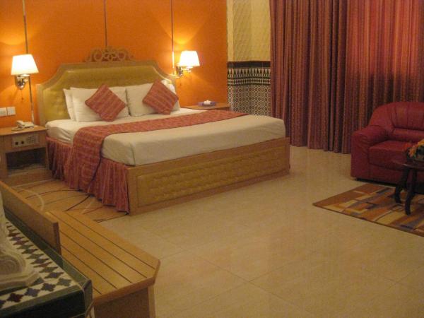Bowshar International Hotel : photo 1 de la chambre chambre double