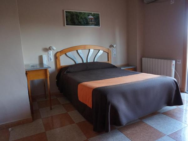 Hostal Alamare : photo 4 de la chambre chambre triple