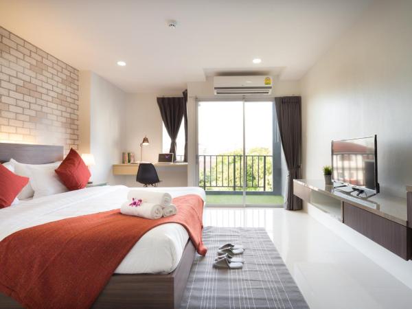 Q Space Residence : photo 2 de la chambre chambre double deluxe avec balcon