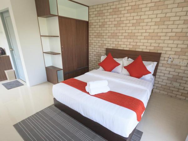 Q Space Residence : photo 4 de la chambre chambre d'angle de luxe avec balcon