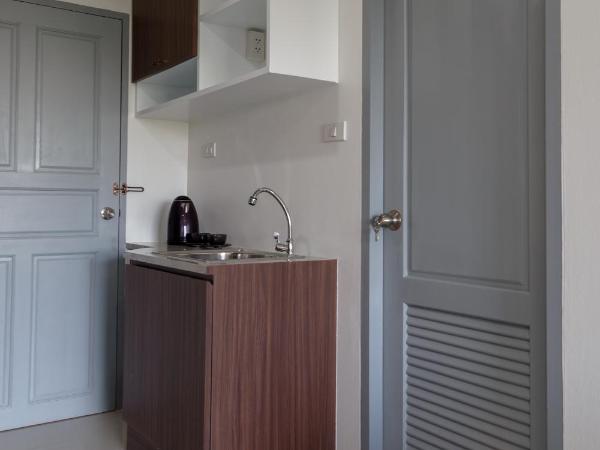 Q Space Residence : photo 7 de la chambre chambre double deluxe avec balcon