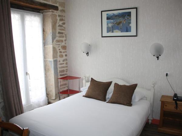 Hôtel République : photo 4 de la chambre chambre double