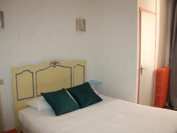 Hôtel République : photo 3 de la chambre chambre double