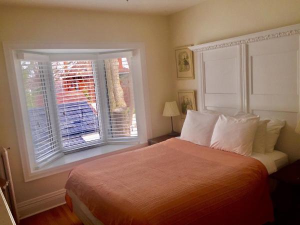 Ellis House Bed & Breakfast : photo 4 de la chambre hébergement dr. mitchell