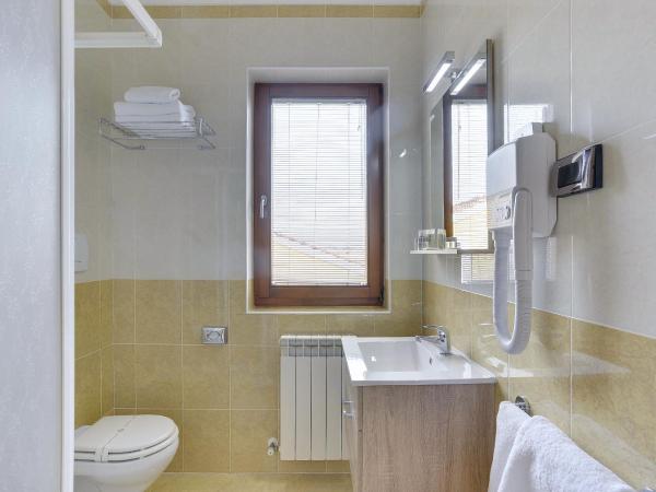 Villa NiNa B&B Rovinj : photo 4 de la chambre appartement 1 chambre avec balcon