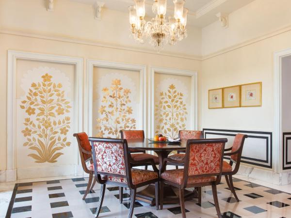 The Oberoi Udaivilas Udaipur : photo 5 de la chambre suite de luxe - transferts aéroport aller-retour