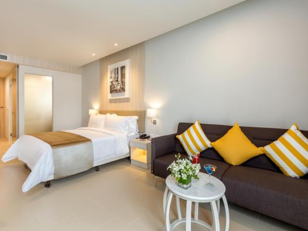 X10 Khaolak Resort : photo 6 de la chambre chambre triple de luxe - aile familiale