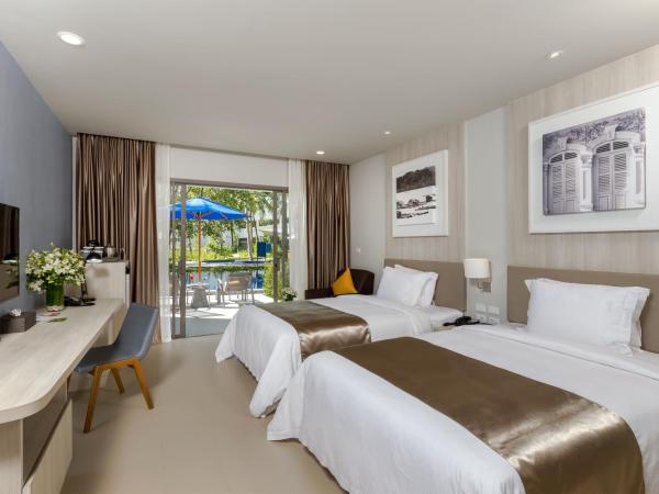 X10 Khaolak Resort : photo 10 de la chambre chambre double ou lits jumeaux de luxe - accès à la piscine - aile plage