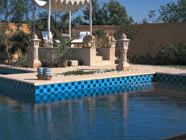 The Oberoi Rajvilas Jaipur : photo 4 de la chambre villa de luxe avec piscine privée et transfert aéroport aller-retour