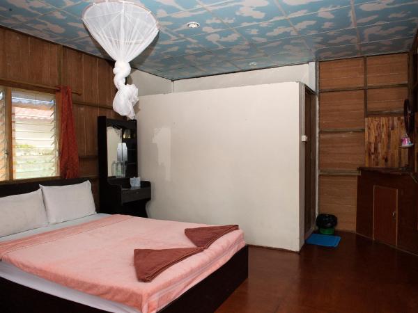 Moonwalk Lanta Resort : photo 5 de la chambre bungalow standard avec ventilateur