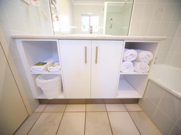 Lazy Lizard Motor Inn : photo 7 de la chambre studio lit queen-size