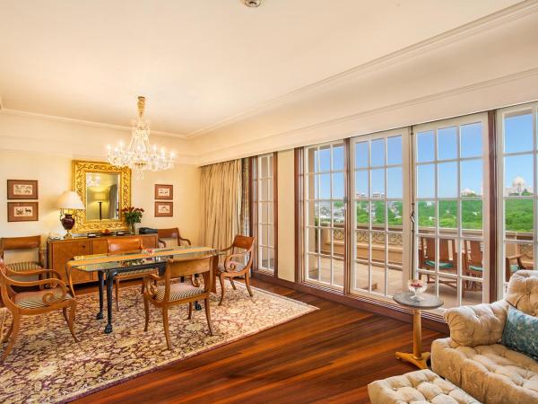 The Oberoi Amarvilas Agra : photo 1 de la chambre suite de luxe avec 2 balcons - vue sur taj mahal