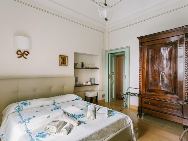 Dimora Archimedea : photo 3 de la chambre chambre lit king-size deluxe
