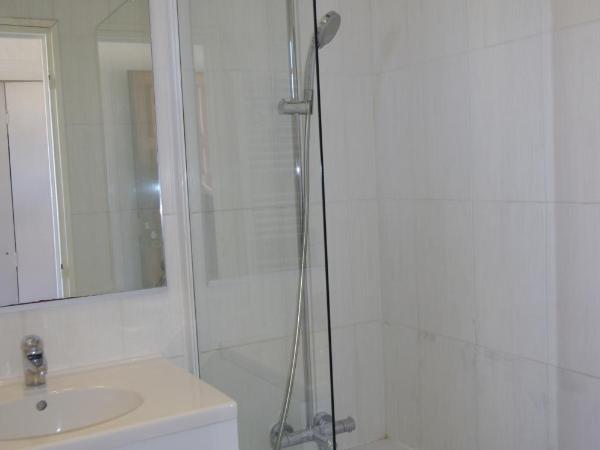 MOTEL ASCOT - Hotel & Appartements : photo 5 de la chambre studio familial supérieur (2 adultes & 2 enfants)