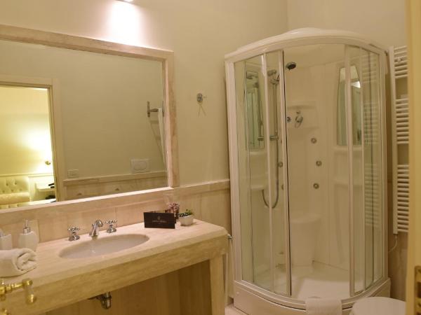 Suite Hotel Santa Chiara : photo 1 de la chambre chambre double ou lits jumeaux classique