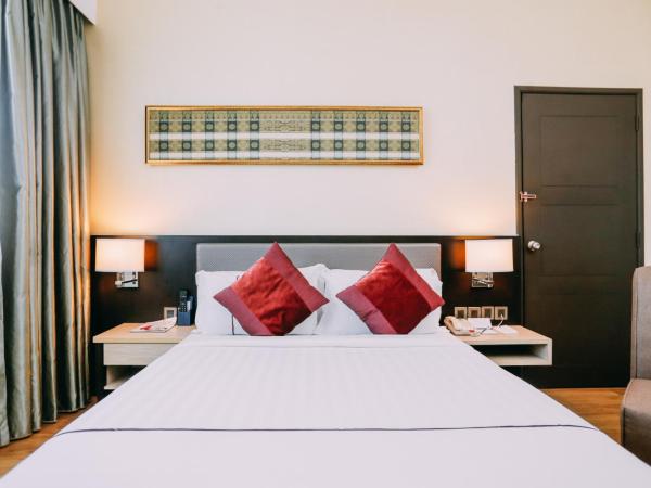 Hotel Granada Johor Bahru : photo 6 de la chambre chambre exécutive deluxe lit queen-size