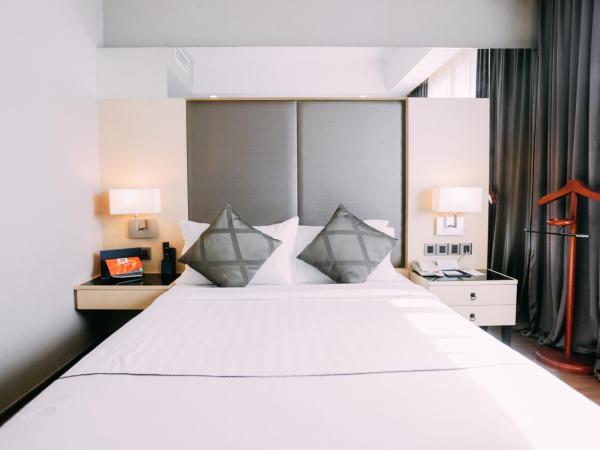 Hotel Granada Johor Bahru : photo 6 de la chambre chambre lit queen-size club de luxe 