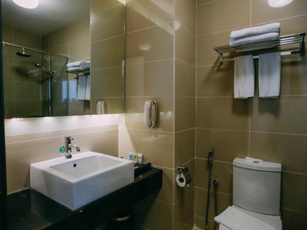 Hotel Granada Johor Bahru : photo 2 de la chambre suite junior