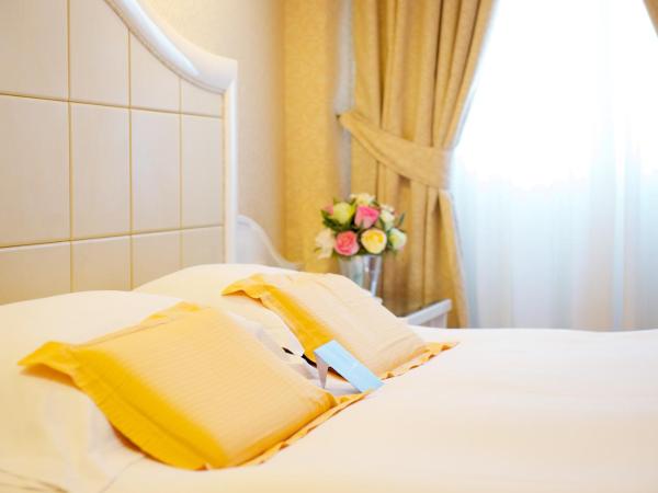 Hotel Mercure Milano Centro : photo 4 de la chambre chambre double standard - non-fumeurs